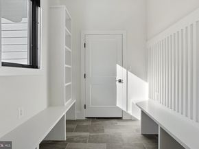 604 Tapawingo Road SW, Vienna VA 22180