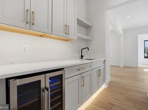 604 Tapawingo Road SW, Vienna VA 22180