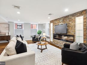 1737 Chestnut Street 501, Philadelphia PA 19103