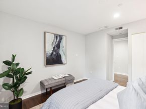 1737 Chestnut Street 501, Philadelphia PA 19103
