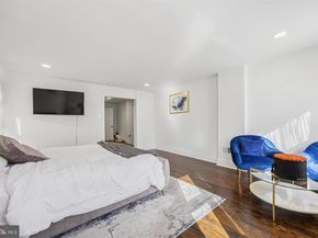 14 Maple Street, Conshohocken PA 19428