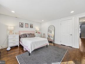 14 Maple Street, Conshohocken PA 19428