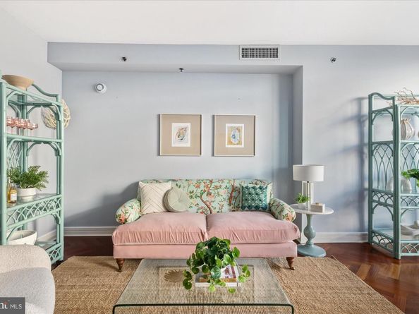 1155 23rd Street NW 8H, Washington DC 20037