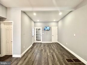 2029 S 4TH Street, Philadelphia PA 19148