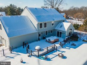 20 Standing Tree Circle, Southampton PA 18966