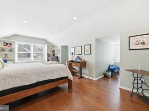 20 Standing Tree Circle, Southampton PA 18966