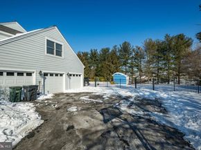 20 Standing Tree Circle, Southampton PA 18966