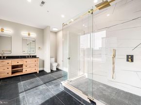 2032 Reed Street, Philadelphia PA 19146