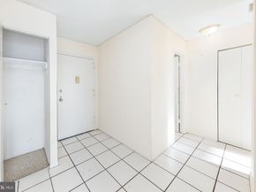 307 Yoakum Parkway 802, Alexandria VA 22304