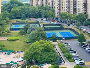 307 Yoakum Parkway 802, Alexandria VA 22304