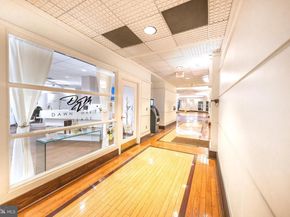 307 Yoakum Parkway 802, Alexandria VA 22304