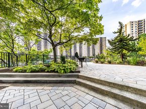 307 Yoakum Parkway 802, Alexandria VA 22304