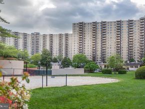 307 Yoakum Parkway 802, Alexandria VA 22304