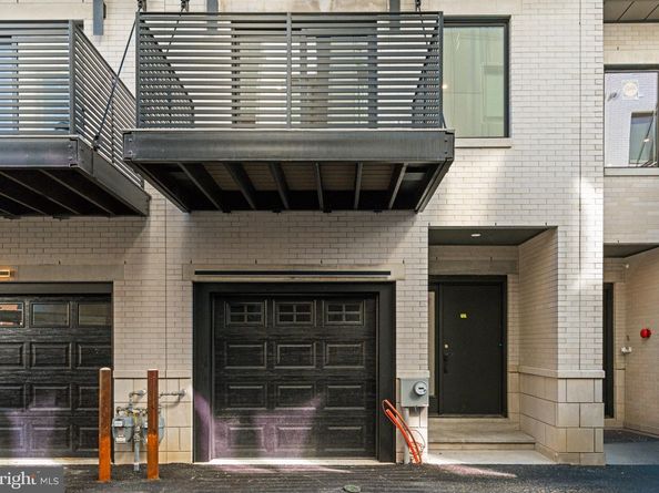 706 Latona Street I, Philadelphia PA 19147