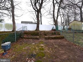 51 Hollybrooke Drive, Langhorne PA 19047