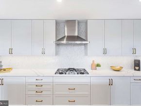 6718 Lowell Avenue PH 906, Mclean VA 22101