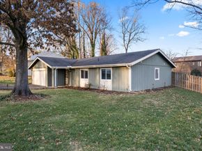 1543 Youngs Point Place, Herndon VA 20170