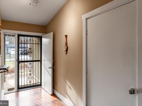 1543 Youngs Point Place, Herndon VA 20170