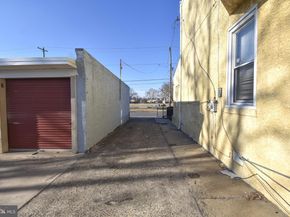 1963 Wakeling Street, Philadelphia PA 19124