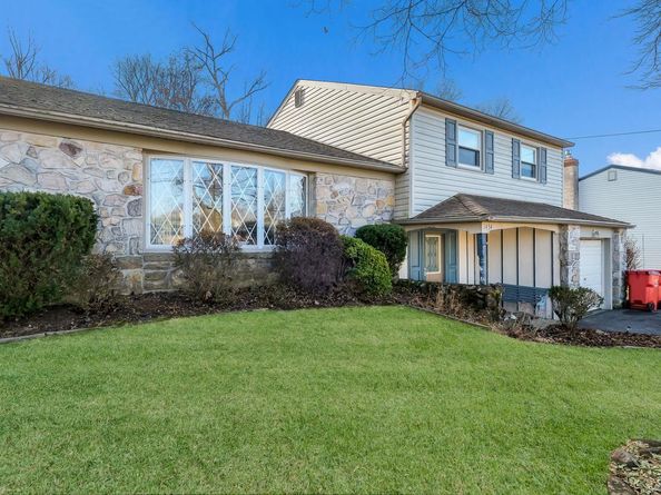 1454 Kingsley Drive, Warminster PA 18974