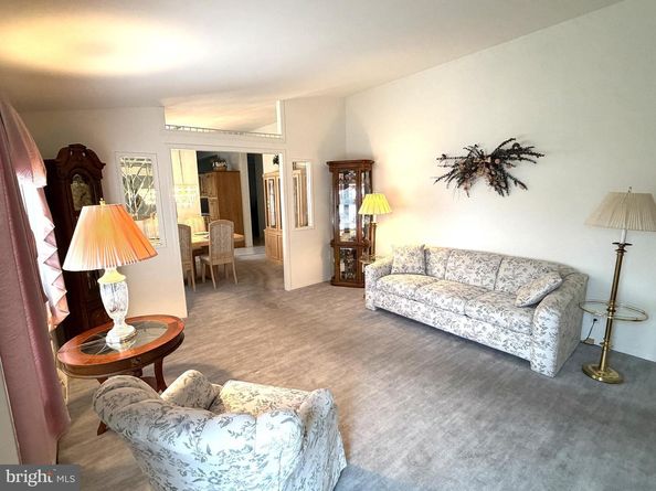 389 Thrush Court W, New Hope PA 18938