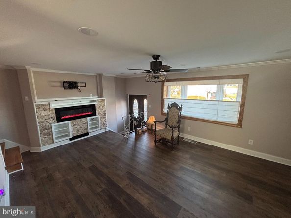 12663 Dunks Ferry Road, Philadelphia PA 19154