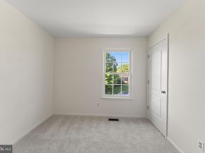 1431 Kingstream Drive, Herndon VA 20170
