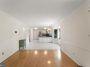 1431 Kingstream Drive, Herndon VA 20170