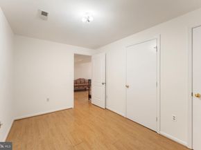 1431 Kingstream Drive, Herndon VA 20170