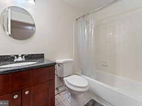 1431 Kingstream Drive, Herndon VA 20170