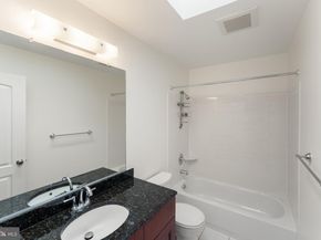 1431 Kingstream Drive, Herndon VA 20170