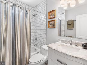 3573 Calumet Street, Philadelphia PA 19129