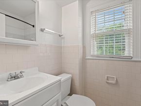 1600 S Barton Street 750, Arlington VA 22204