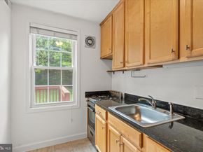 1600 S Barton Street 750, Arlington VA 22204