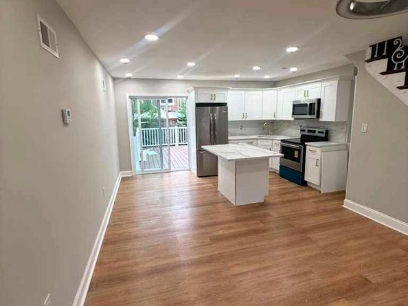 639 E Raymond Street, Philadelphia PA 19120
