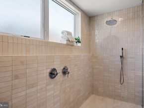 956 N 6TH Street, Philadelphia PA 19123