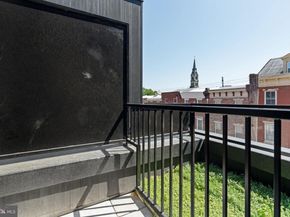 956 N 6TH Street, Philadelphia PA 19123