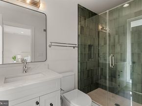 956 N 6TH Street, Philadelphia PA 19123