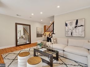 212 S 24TH Street 216, Philadelphia PA 19103