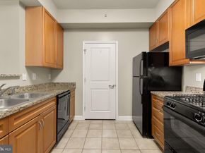 1111 25TH Street NW 723, Washington DC 20037