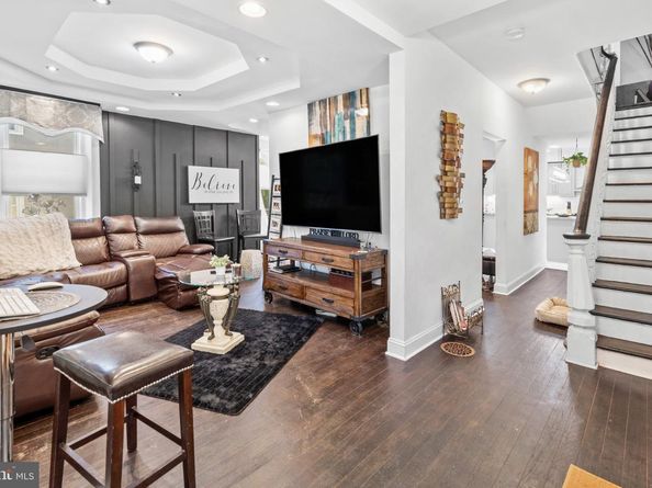 242 E Church Road, Elkins Park PA 19027