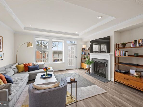 2236 S Glebe Road, Arlington VA 22206