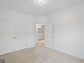 5645 Harrington Falls Lane B, Alexandria VA 22312