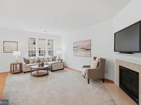 5645 Harrington Falls Lane B, Alexandria VA 22312