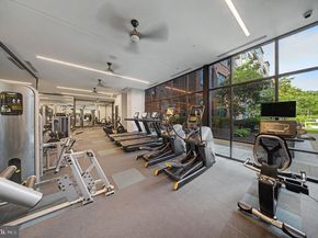 1761 Old Meadow Road 220, Mclean VA 22102