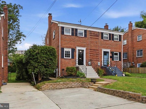 115 S Iris Street, Alexandria VA 22304