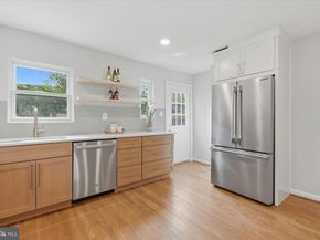 115 S Iris Street, Alexandria VA 22304