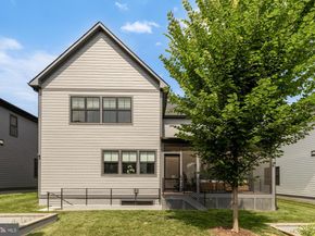 9725 Lantana Way, Bethesda MD 20817