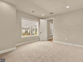 9725 Lantana Way, Bethesda MD 20817