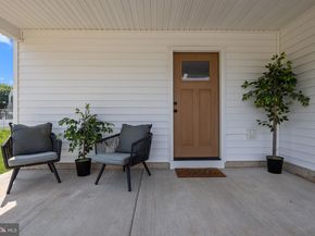 1 Mclevins Court, Croydon PA 19021